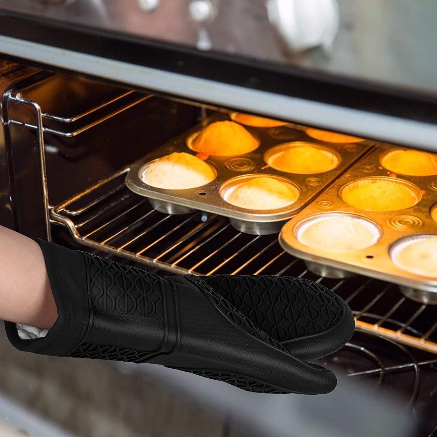 Silicone Oven Mitts Heat Resistant Oven Gloves to 446℉ Non-Slip with Quilted Liner Mitts for Cooking Baking and BBQ, Black