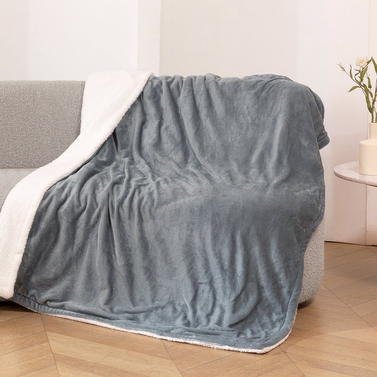 COWIN Electric Blanket, Brushed Flannel+Cotton Fleece, 10 Heating Levels and 1-8 Hour Automatic Shutdown, Machine Washable, Gray, 72 "x 84"