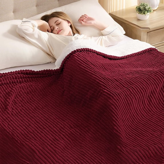 Cowin Electric Blanket Full Size, Brushed Flannel+Shu velveteen, 10 Heating Levels and 1-8 Hour Automatic Shutdown, Machine Washable, Red, 72 "x 84"